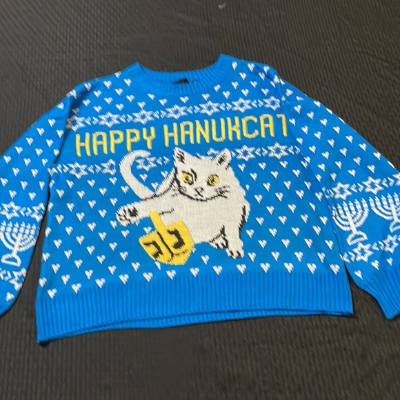Happy Hanukcat Sweater Small New with Tag - Picture 10 of 11